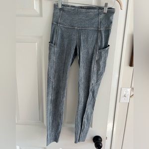 Lululemon size 6 fast and free leggings